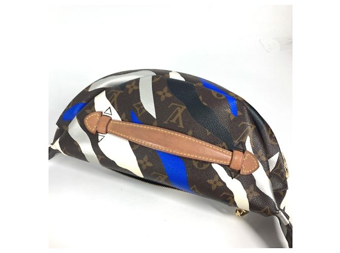 Borsa a tracolla Louis Vuitton Monogram Collaborazione League of Legends Marrone Bianco Blu - vista 8