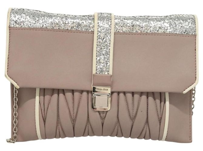 Borsa a spalla in pelle matelassé Miu Miu con catena rosa Auth 119144 - vista 13