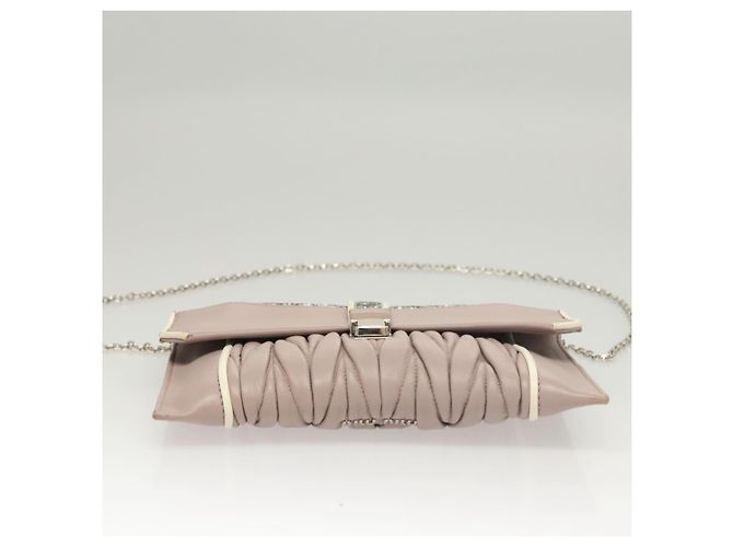Borsa a spalla in pelle matelassé Miu Miu con catena rosa Auth 119144 - vista 5