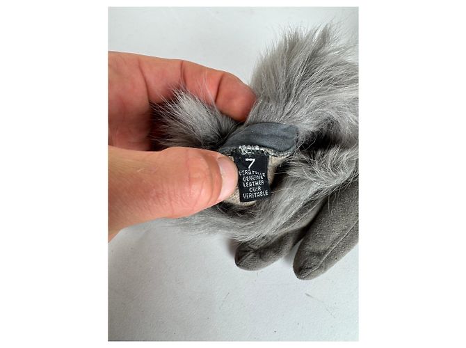 Vintage Escada Suede Cashmere Gloves Size 7 grey - view 5