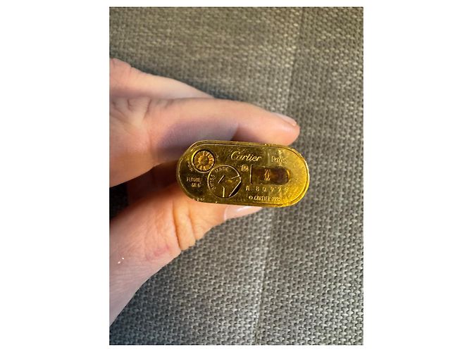Cartier Trinity Oval Logo Gas Lighter Black Gold - view 3