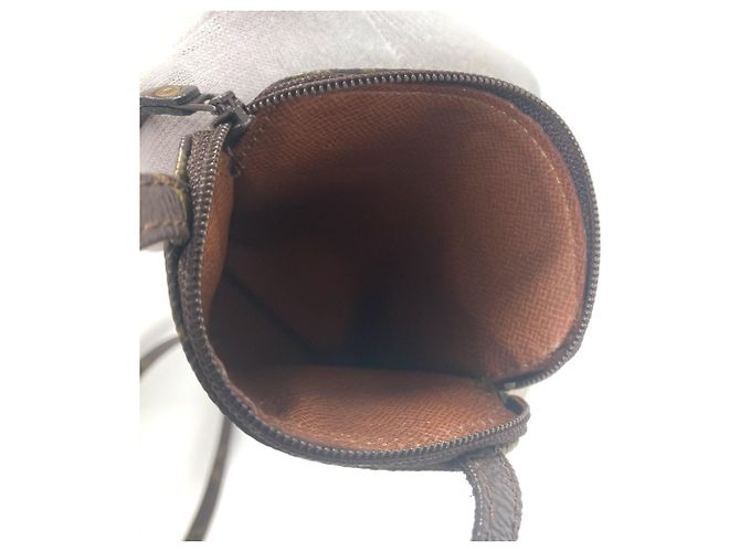 Borsa Pochette Secret Monogram Louis Vuitton Marrone - vista 17