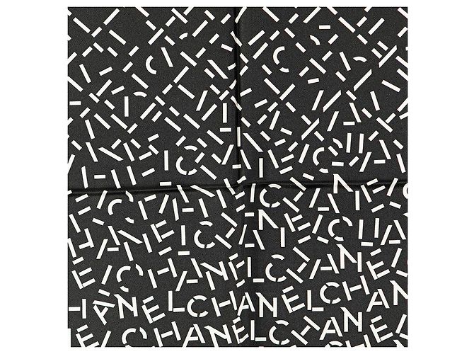 Foulard in seta con logo Chanel ricamato Nero - vista 2
