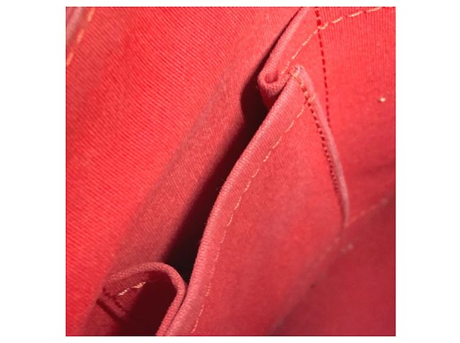 Borsa a spalla Louis Vuitton Epi Segur MM Rosso - vista 17