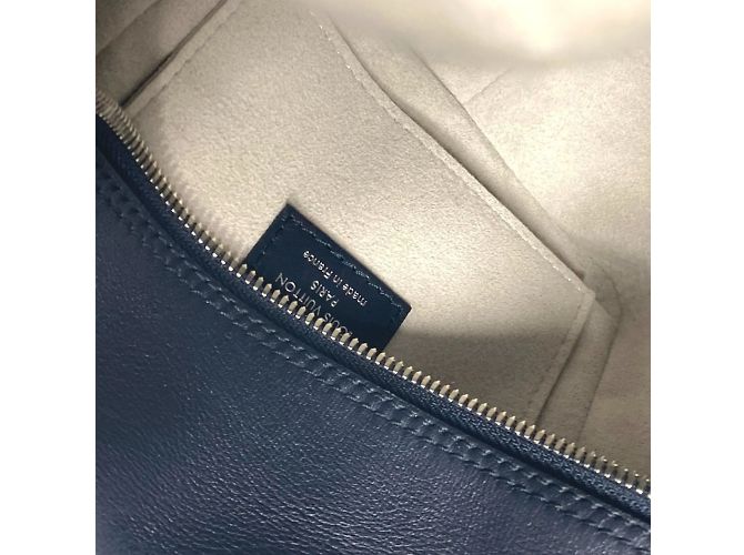 Borsa Trompe l'oeil Chain M52350 di Louis Vuitton Blu navy - vista 12