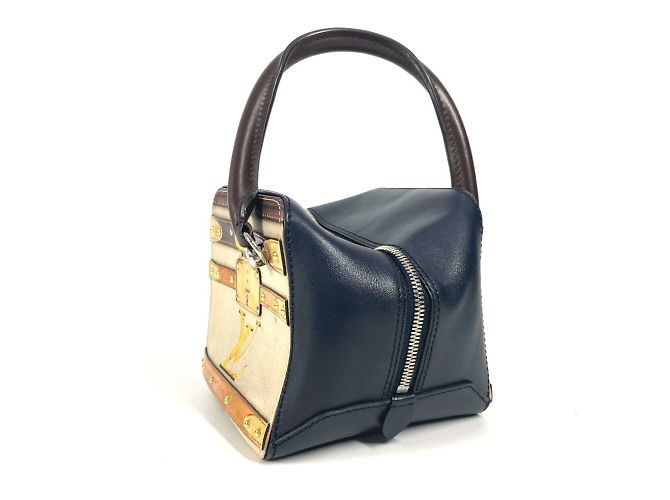 Borsa Trompe l'oeil Chain M52350 di Louis Vuitton Blu navy - vista 5