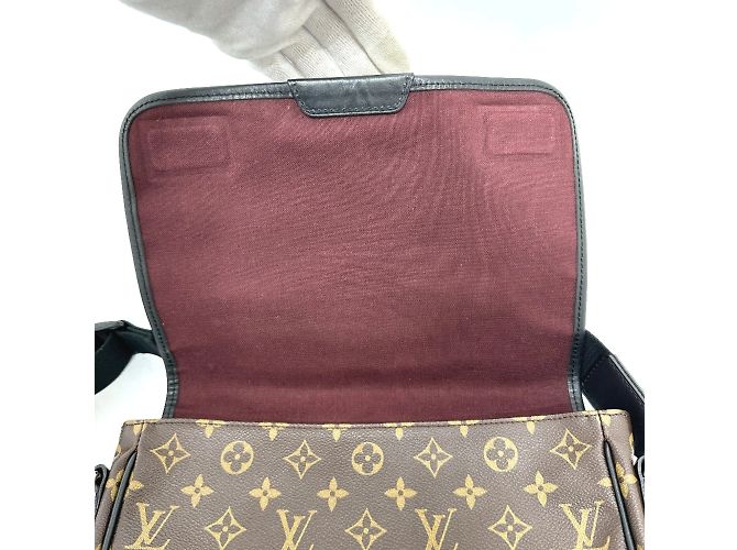 Borsa a tracolla Louis Vuitton Monogram Macassar Bus MM Marrone Nero - vista 8