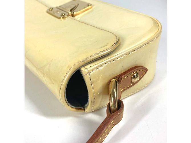 Borsa a tracolla Malibu Street in Monogram Vernis Louis Vuitton Bianco - vista 9