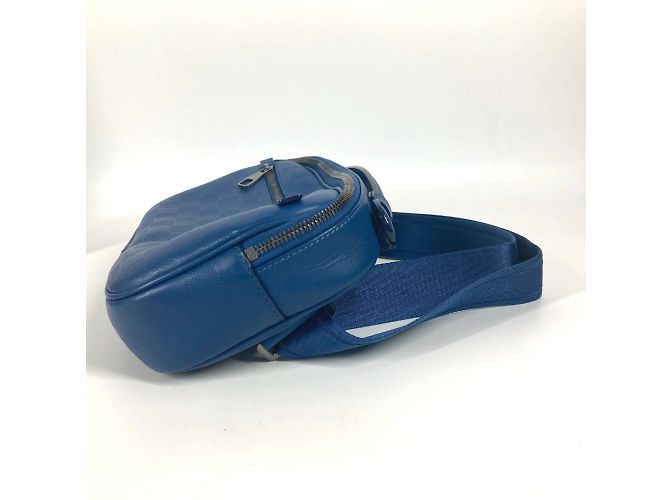 Borsa ombrello Damier Infini Louis Vuitton Blu - vista 4