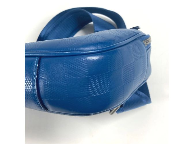 Borsa ombrello Damier Infini Louis Vuitton Blu - vista 6