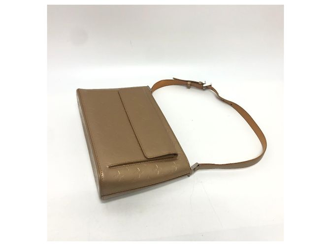 Borsa a spalla Alston in Monogramma Matte Louis Vuitton Beige - vista 6