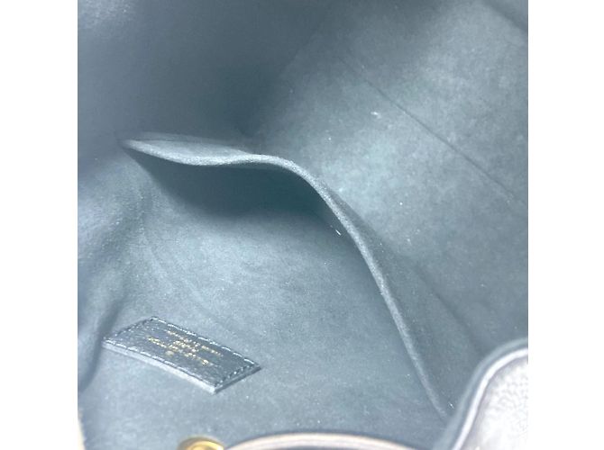 Borsa a secchiello con cordino Lock Me Bucket NV di Louis Vuitton Nero - vista 14