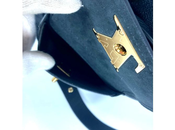 Borsa a secchiello con cordino Lock Me Bucket NV di Louis Vuitton Nero - vista 15