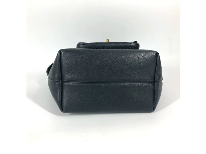 Borsa a secchiello con cordino Lock Me Bucket NV di Louis Vuitton Nero - vista 8