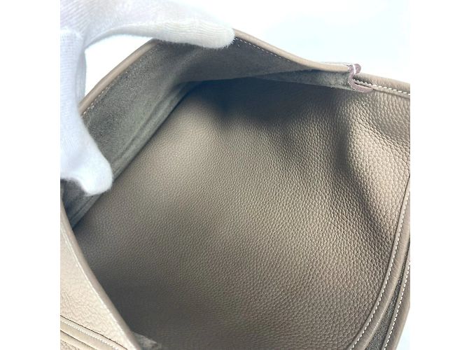Hermès Borsa Hermes Evelyn 3 GM Beige Taupe - vista 15