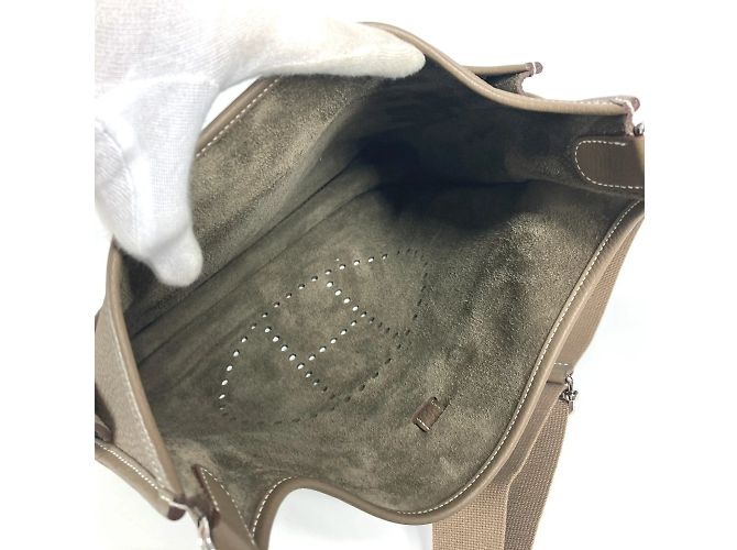 Hermès Borsa Hermes Evelyn 3 GM Beige Taupe - vista 16