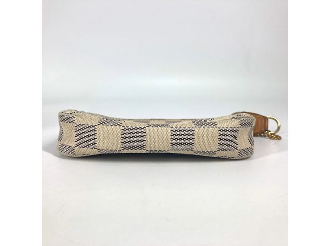 Mini Pochette Accessoires Damier Azur di Louis Vuitton Bianco - vista 7