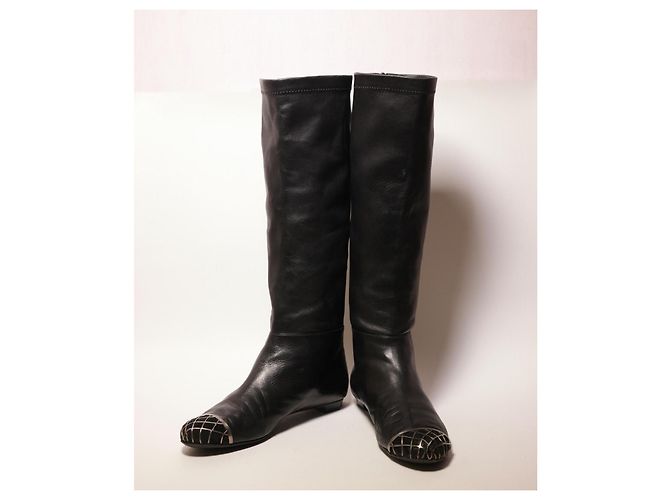Botas de pasarela increíbles de Chanel Negro - vista 2