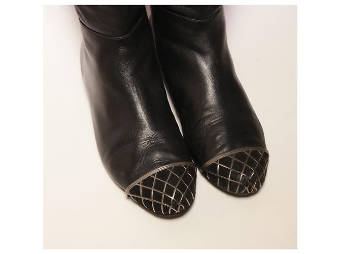 Botas de pasarela increíbles de Chanel Negro - vista 5