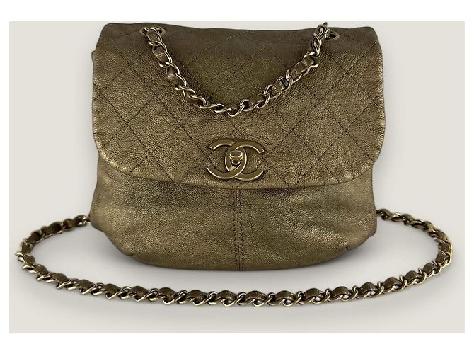 Borsa a flap in caviale Chanel D'oro Bronzo - vista 19