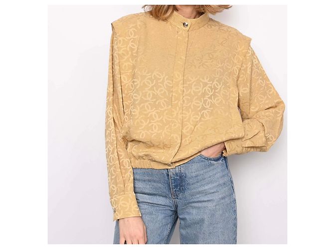 Camicia Chanel Monogramma in Viscosa Oro D'oro - vista 5