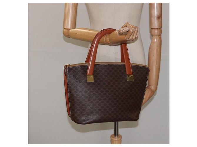 Céline Borsa a mano in tela Macadam CELINE in pelle PVC marrone oro Auth 119138 D'oro - vista 23