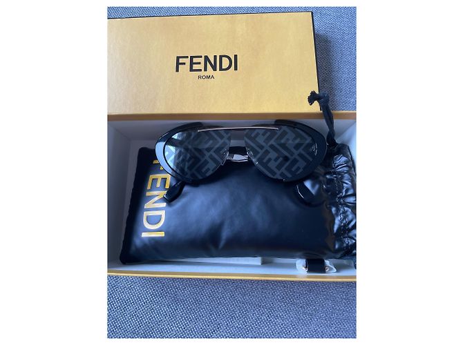Fendi Sonnenbrille Monogramm Acetat Schwarz - Ansicht 4