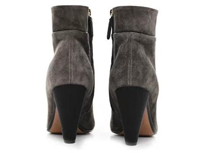 Botines de tacón Chanel en ante gris - vista 4