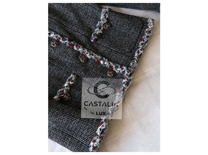 Chaqueta de tweed gris con botones Gripoix CC de Chanel París Edimburgo - vista 11