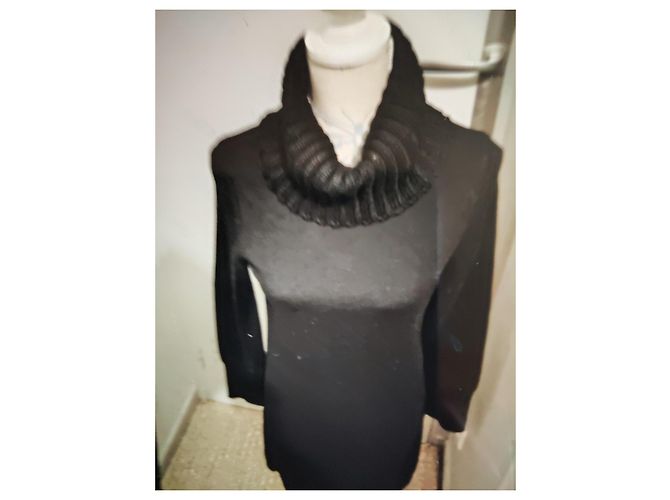 Vestido Saint James de lã preto com gola alta - vista 6