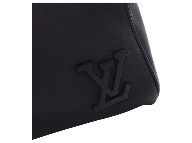 Louis Vuitton Black Aerogram Keepall Bandoulière 40 Noir - vue 13