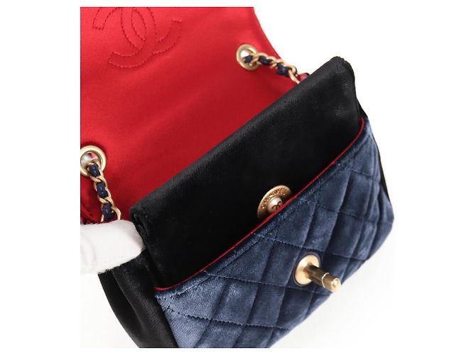 CHANEL Matelassé Camelia Borsa a Spalla con Catena Velluto Rosso CC Auth KD378SM Blu navy - vista 36