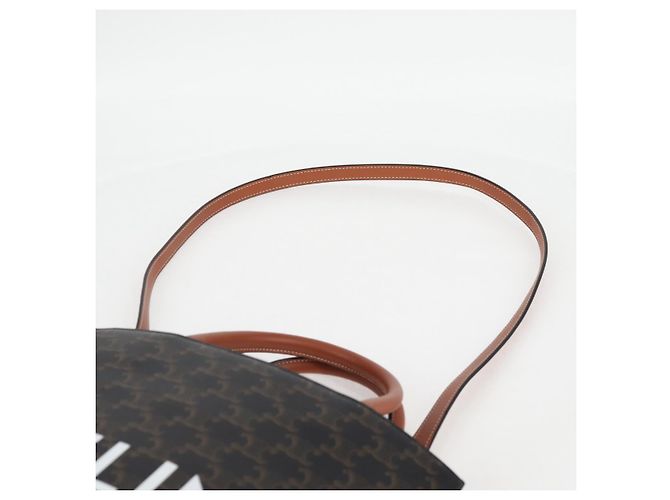 Céline CELINE Triomphe Borsa Tote Verticale in PVC Pelle Nera Oro Auth nb490M Nero D'oro - vista 10