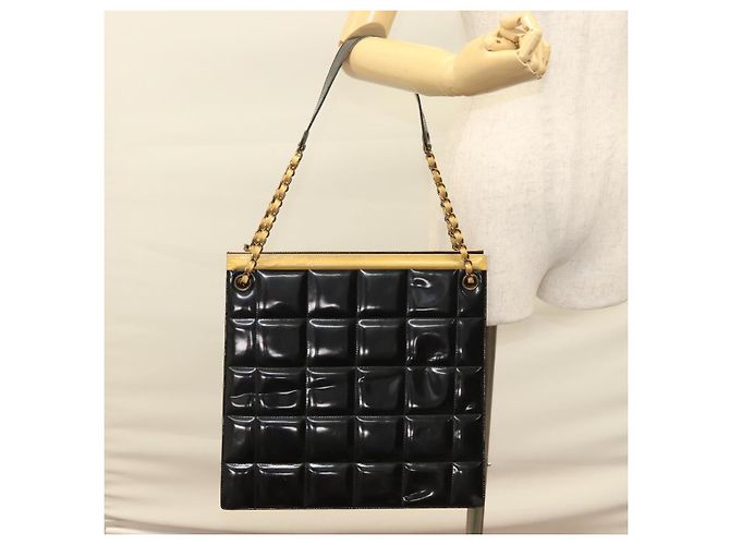 CHANEL Borsa a Spalla Choco Bar con Catena Pelle Verniciata Nera CC Auth 122608 Nero - vista 25