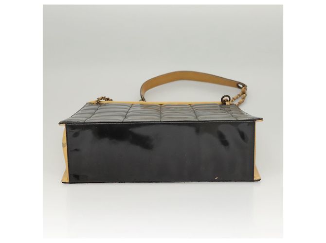 CHANEL Borsa a Spalla Choco Bar con Catena Pelle Verniciata Nera CC Auth 122608 Nero - vista 9