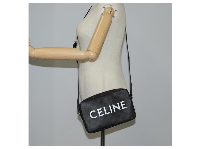 Céline Borsa a Spalla CELINE Triomphe in Pelle PVC Nera e Oro Auth nb463M Nero D'oro - vista 24