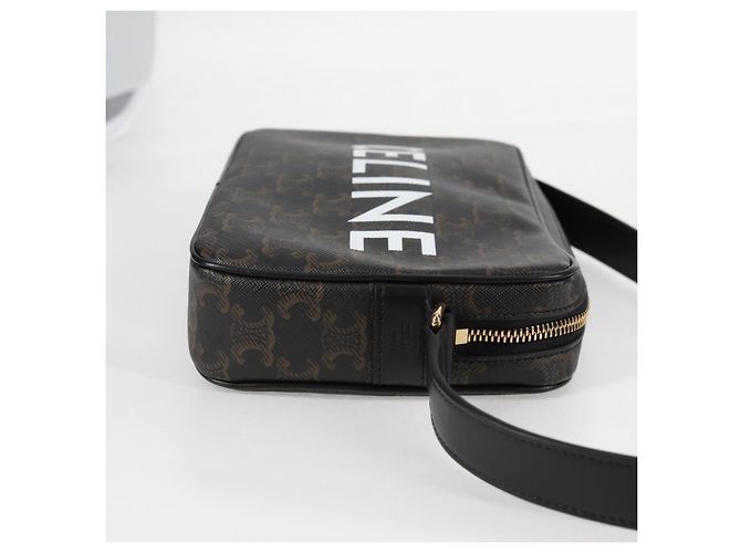 Céline Borsa a Spalla CELINE Triomphe in Pelle PVC Nera e Oro Auth nb463M Nero D'oro - vista 5