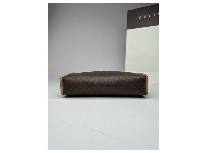 Céline Clutch in pelle monogramma Celine Paris vintage marrone - vista 11