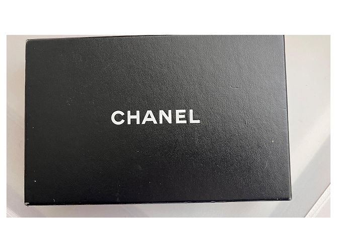 Chanel Timeless Caviar leather wallet black - view 11
