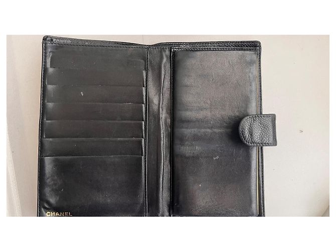 Chanel Timeless Caviar leather wallet black - view 3