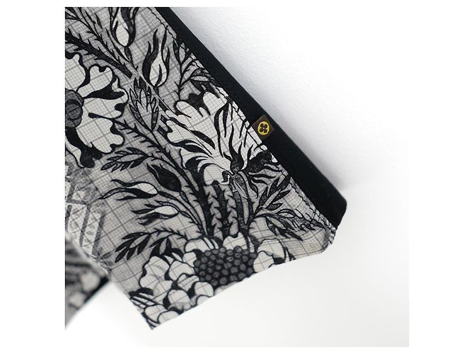 Camiseta de seda floral Louis Vuitton otoño 2017 Negro - vista 2