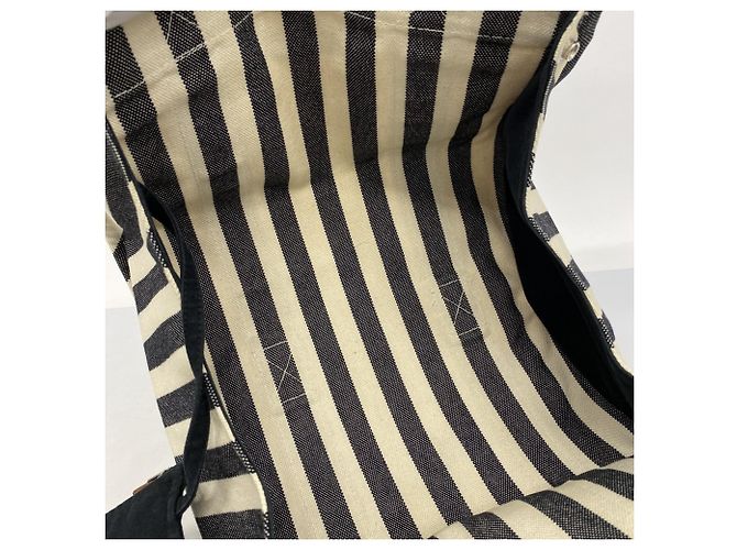 Hermès Hermes Handtasche Cannes PM aus Canvas Schwarz Weiß - Ansicht 4
