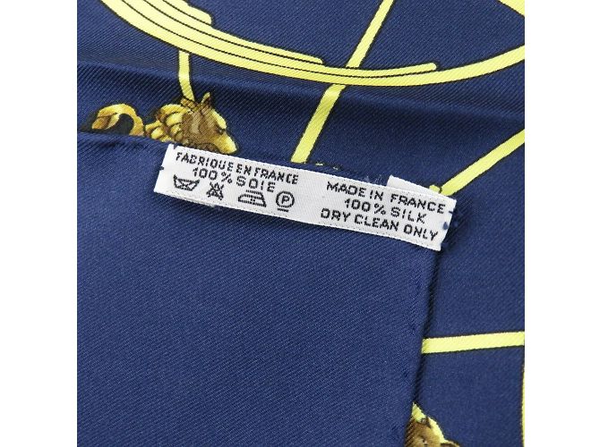 Hermès Bufanda de seda multicolor Hermes Carre 90 SPRINGS Blanco Amarillo Azul marino - vista 4