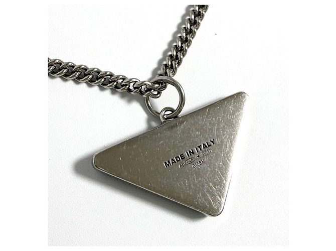 Pendente collana simbolo Prada per uomini e donne - vista 2