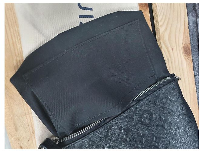 Louis Vuitton Uniforme Pallas BB Nero - vista 5