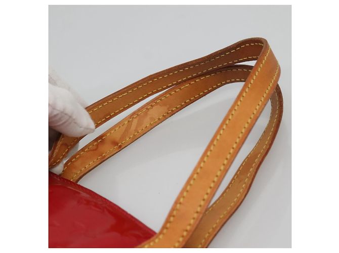 LOUIS VUITTON Monogram Vernis Reade MM Hand Bag Red Rouge M91086 LV Auth 122621 - view 8