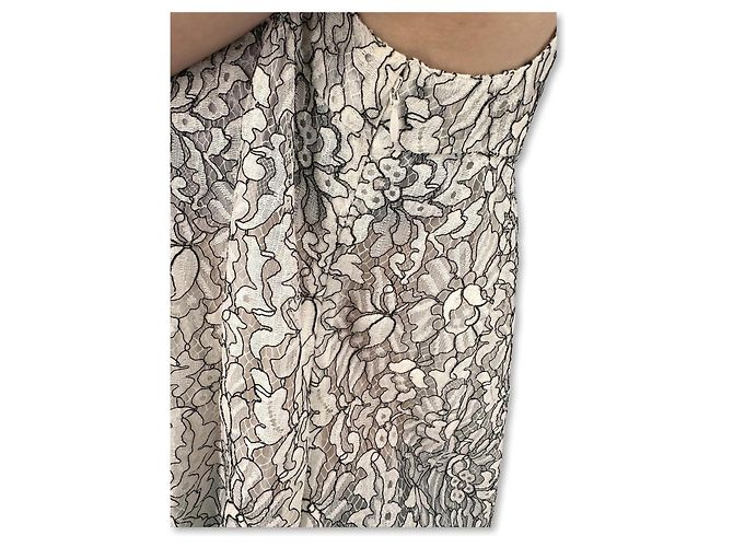 Chanel top semi-trasparente in pizzo bianco e nero Bianco sporco Silver hardware - vista 6