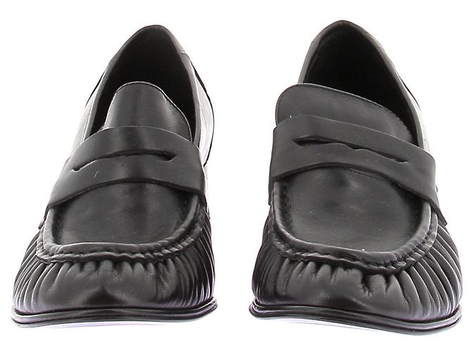 Mocassini con tacco in pelle nera Mango 39 Nero - vista 4