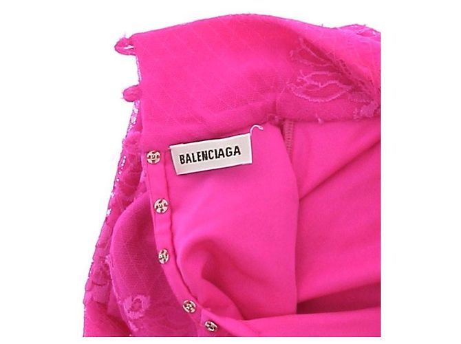 Top de renda rosa e luvas Balenciaga - vista 5