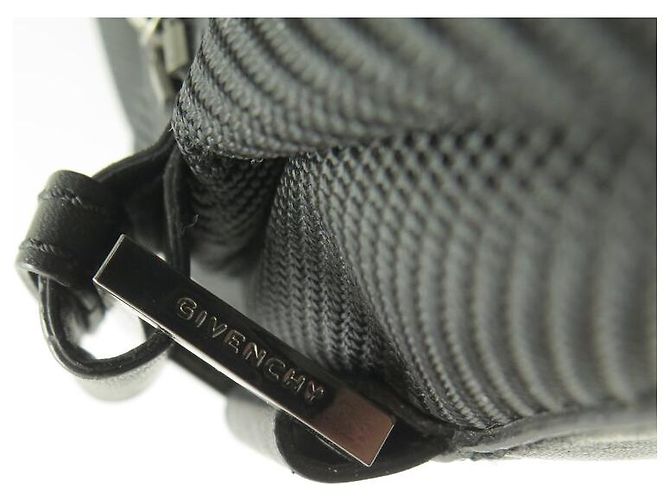 BORSA A MANO GIVENCHY POLOCHON SPORT WEEKENDER IN CANVAS E PELLE NERA - vista 6